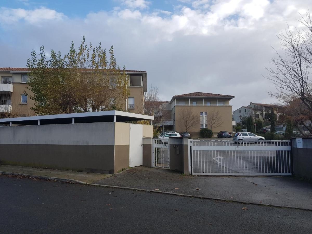 Tout Confort ! Calme, Climatisation, Piscine, Parking Gratuit, Grande Terrasse, Netflix, Wifi Carcassonne Buitenkant foto